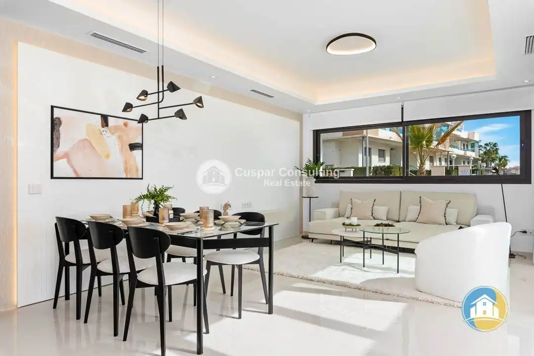 Sala de estar de Casa o chalet en venta en Rojales con Aire acondicionado, Calefacción y Jardín privado