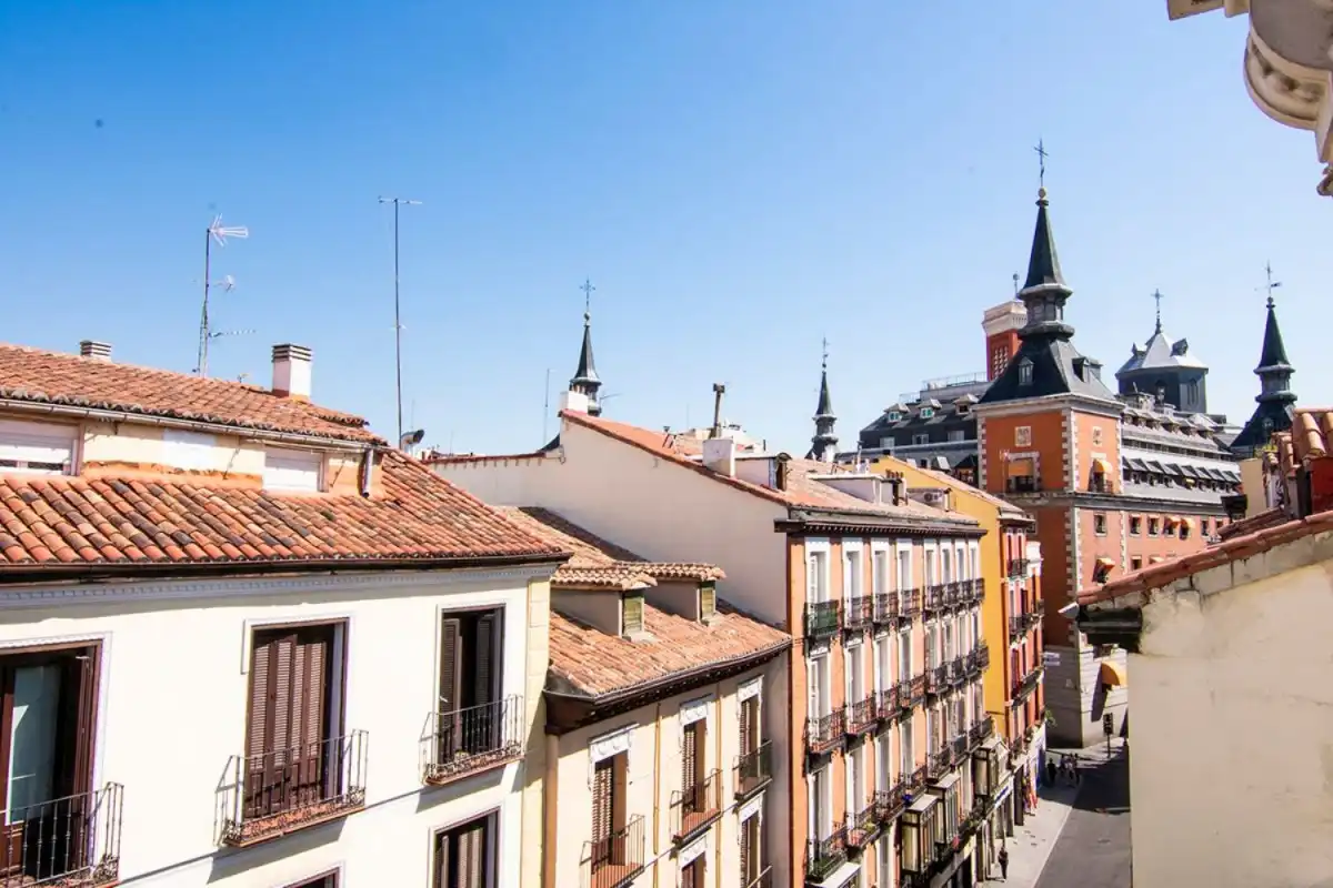 Vista exterior de Piso de alquiler en Madrid con Aire acondicionado, Calefacción y Parquet