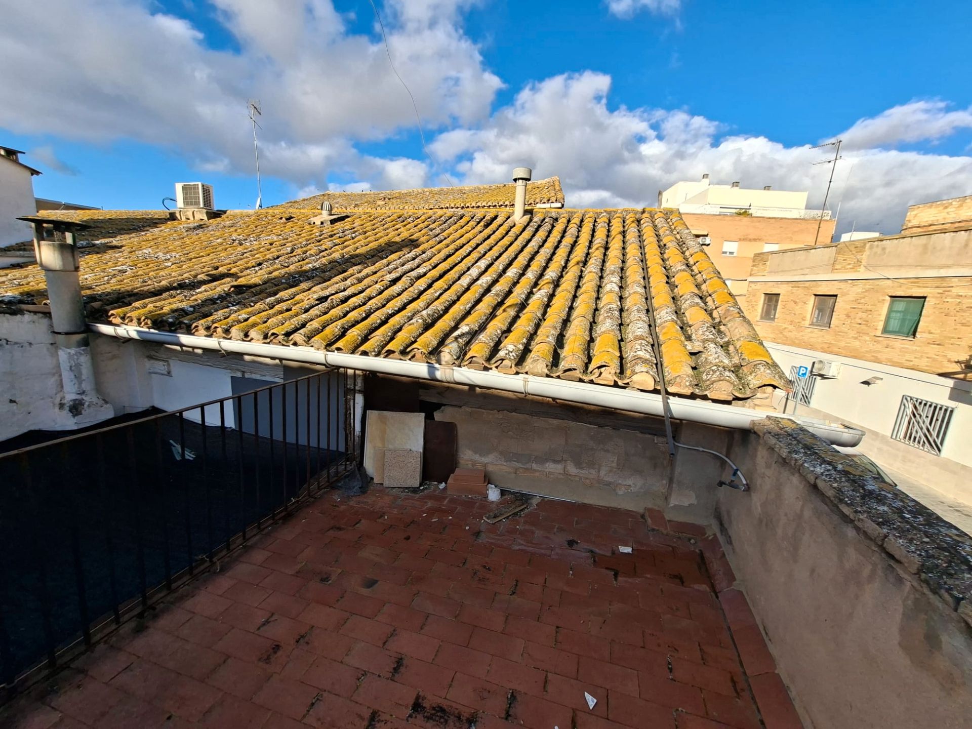 Exterior view of Single-family semi-detached for sale in  Valencia Capital  with Terrace