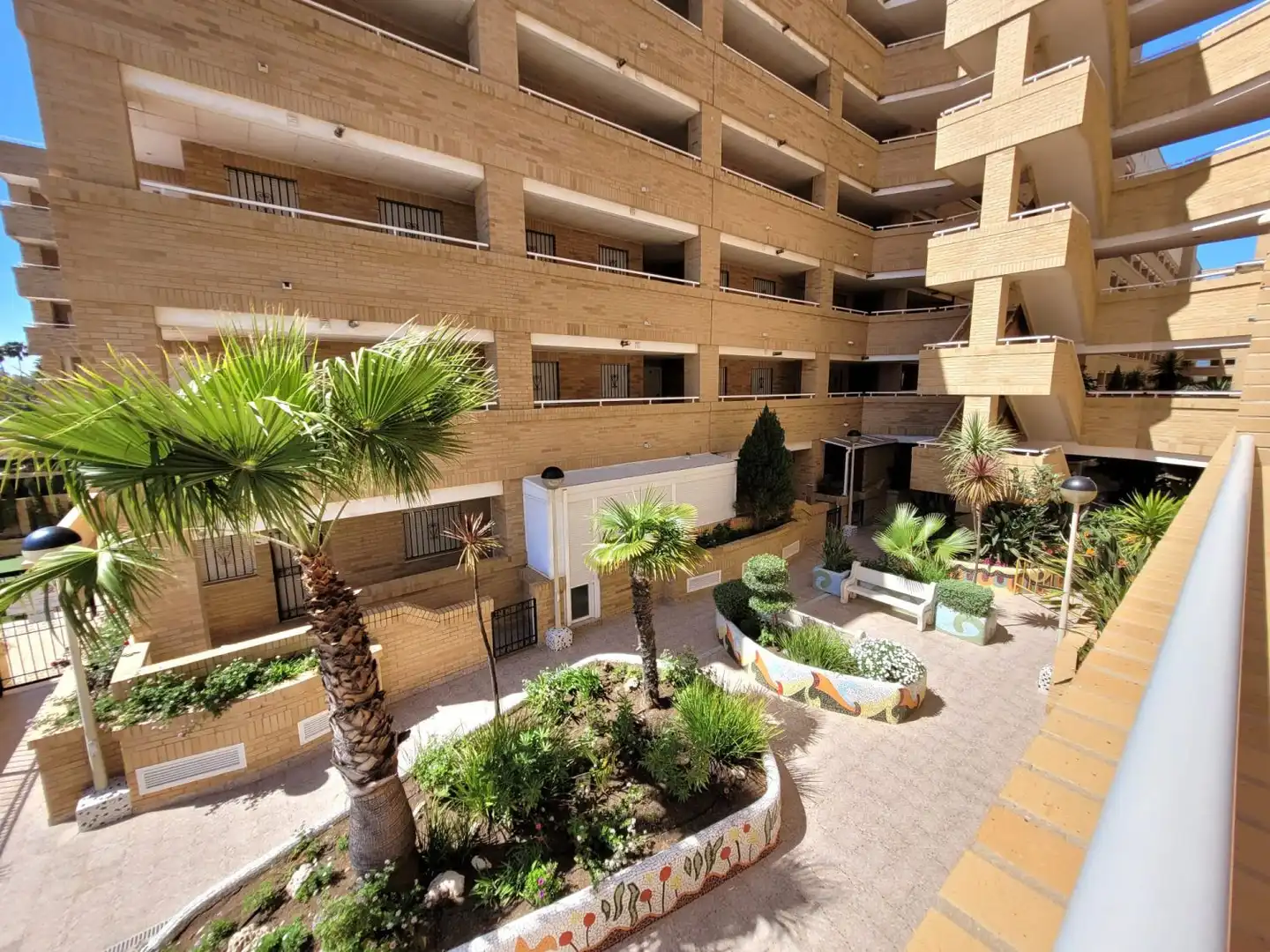 Vista exterior de Apartament en venda en Oropesa del Mar / Orpesa amb Aire condicionat, Calefacció i Terrassa