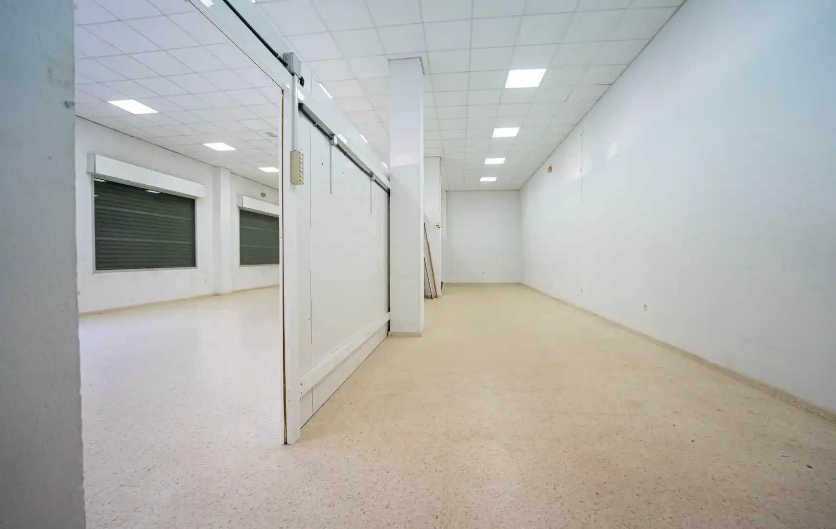 Business premises for sale in Avenida CONSTITUCION 38, imagen 9