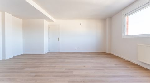 Foto 3 de Piso en venta en Avenida 1º de Mayo, 10, Casco Histórico, Rivas-Vaciamadrid