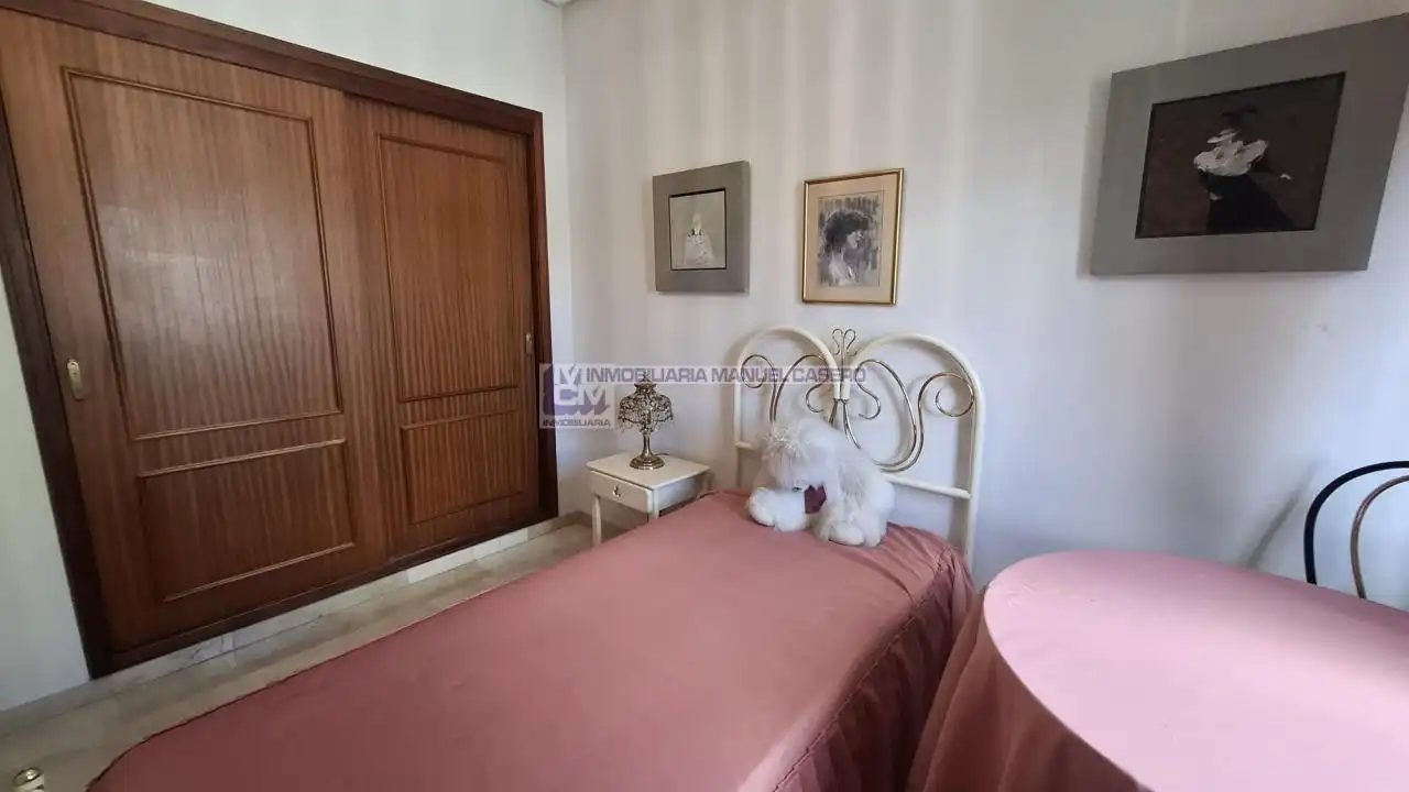 Habitación de Piso en venta en Cáceres con Calefacción y Terraza