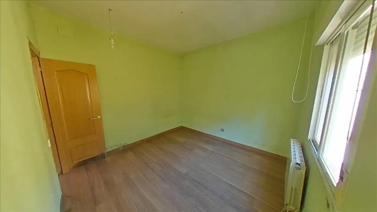 Dormitori de Casa o xalet en venda en Barcelona amb Calefacció, Parquet i Terrassa