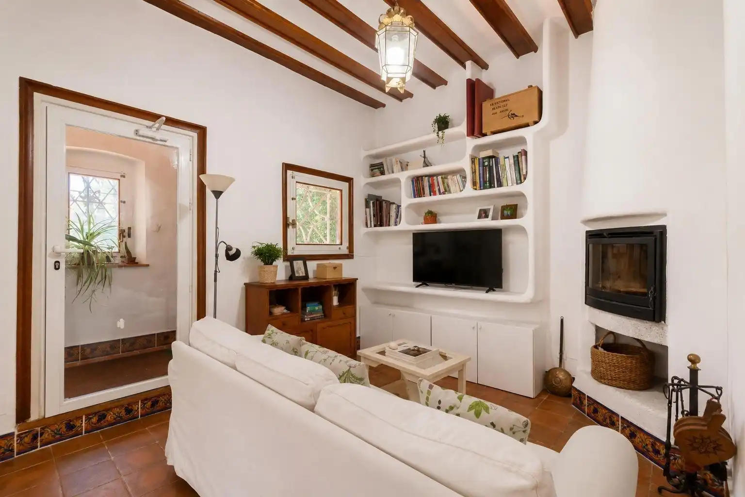 Semi-detached house with pool for sale in Abantos - Carmelitas, imagen 7