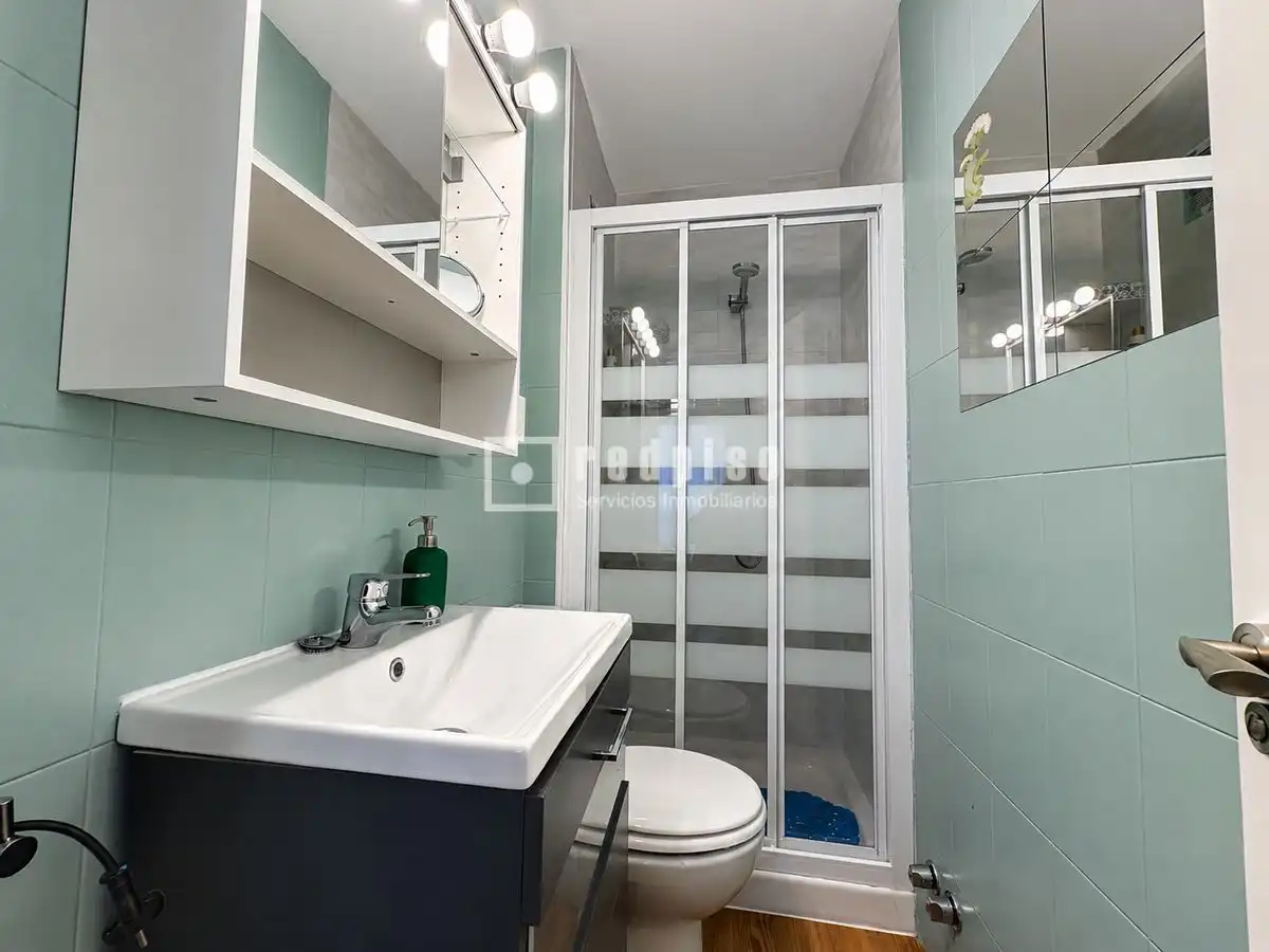 Baño de Piso en venta en Torremolinos con Aire acondicionado, Terraza y Piscina