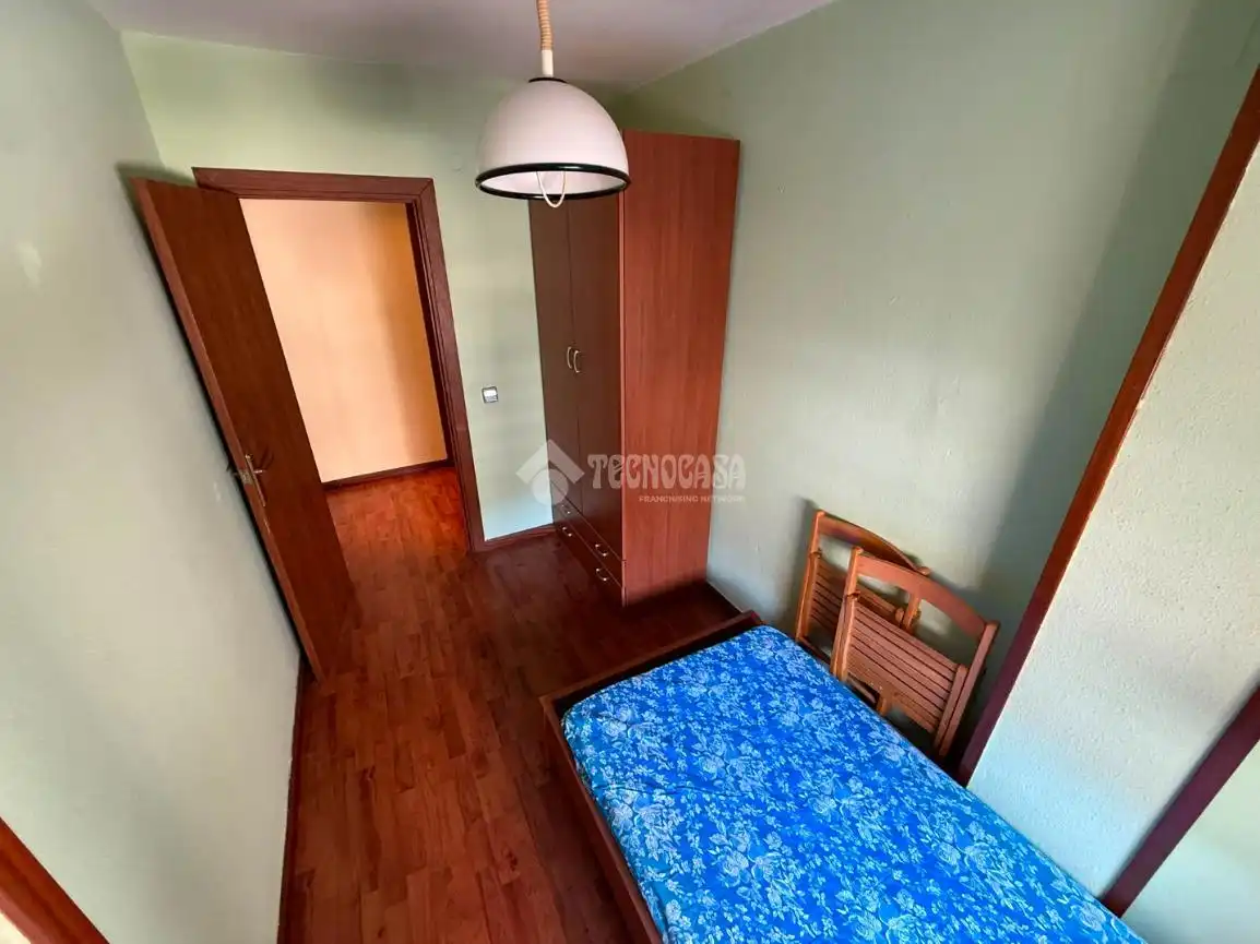 Habitación de Piso en venta en Zaragoza con Calefacción