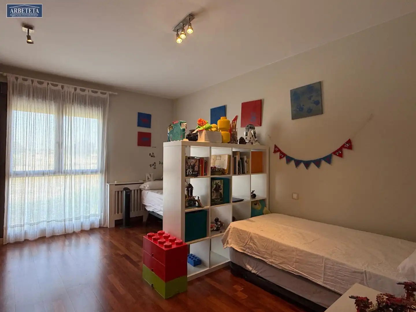 Habitación de Casa adosada en venta en Yebes con Aire acondicionado, Calefacción y Terraza