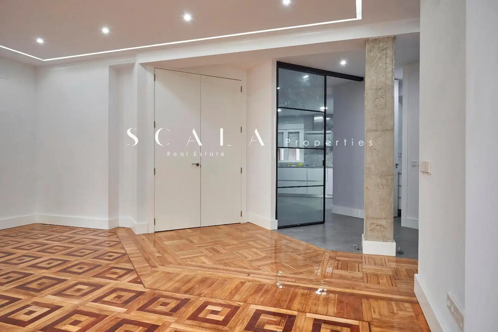 Piso con ascensor en venta en Conde de Peñalver, imagen 4