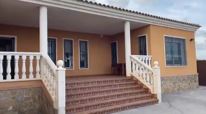 Villa in vendita a Crevillent