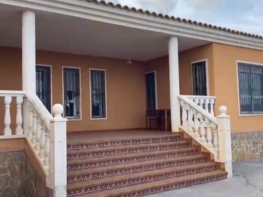Villa in vendita a Crevillent