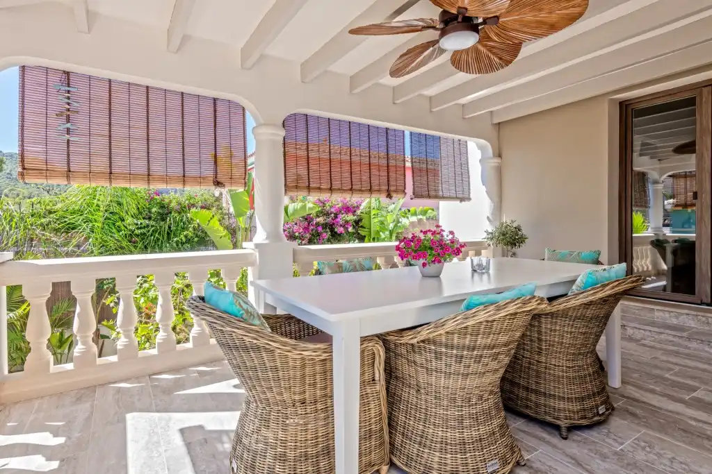 Terrace of Houses for sale in Calvià  with Air Conditioner, Heating and Private garden