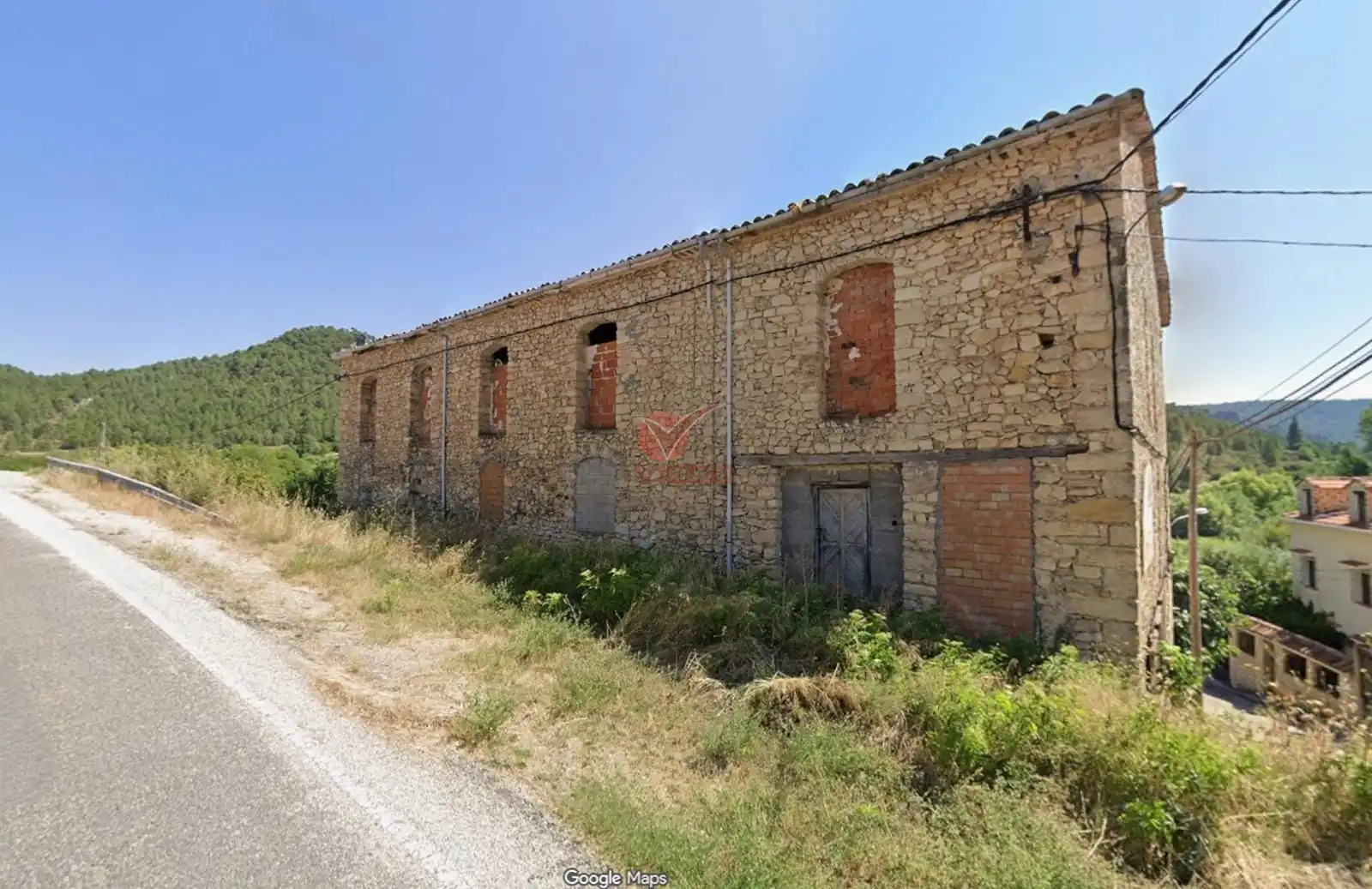Vista exterior de Nau industrial en venda en Cañizares, Cuenca