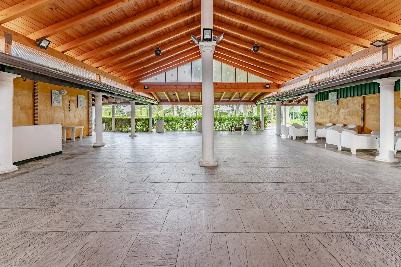Finca rústica en venta en Laguna de Duero con Aire acondicionado, Calefacción y Jardín privado