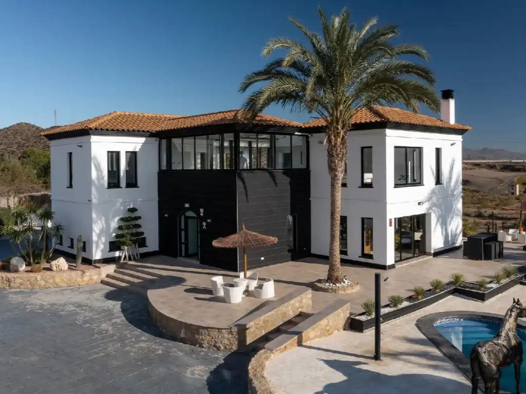 Haus mit Pool zum Verkauf in San Juan de los Terreros, imagen 2