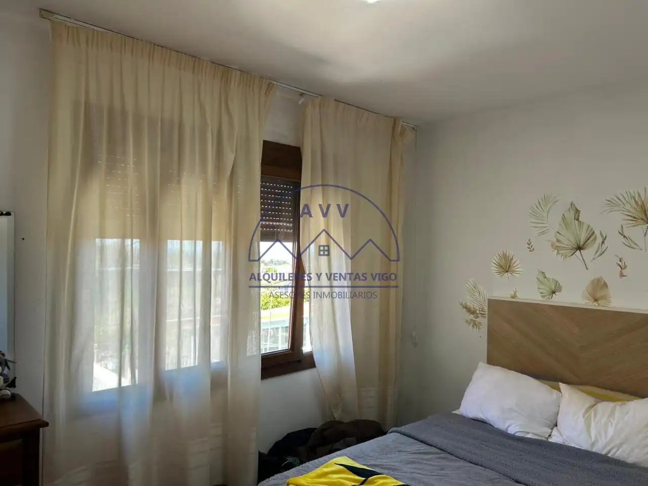 Habitación de Casa o chalet en venta en Vigo  con Calefacción, Jardín privado y Terraza