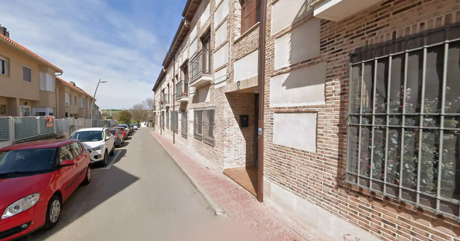 Vista exterior de Piso en venta en Valdeolmos-Alalpardo