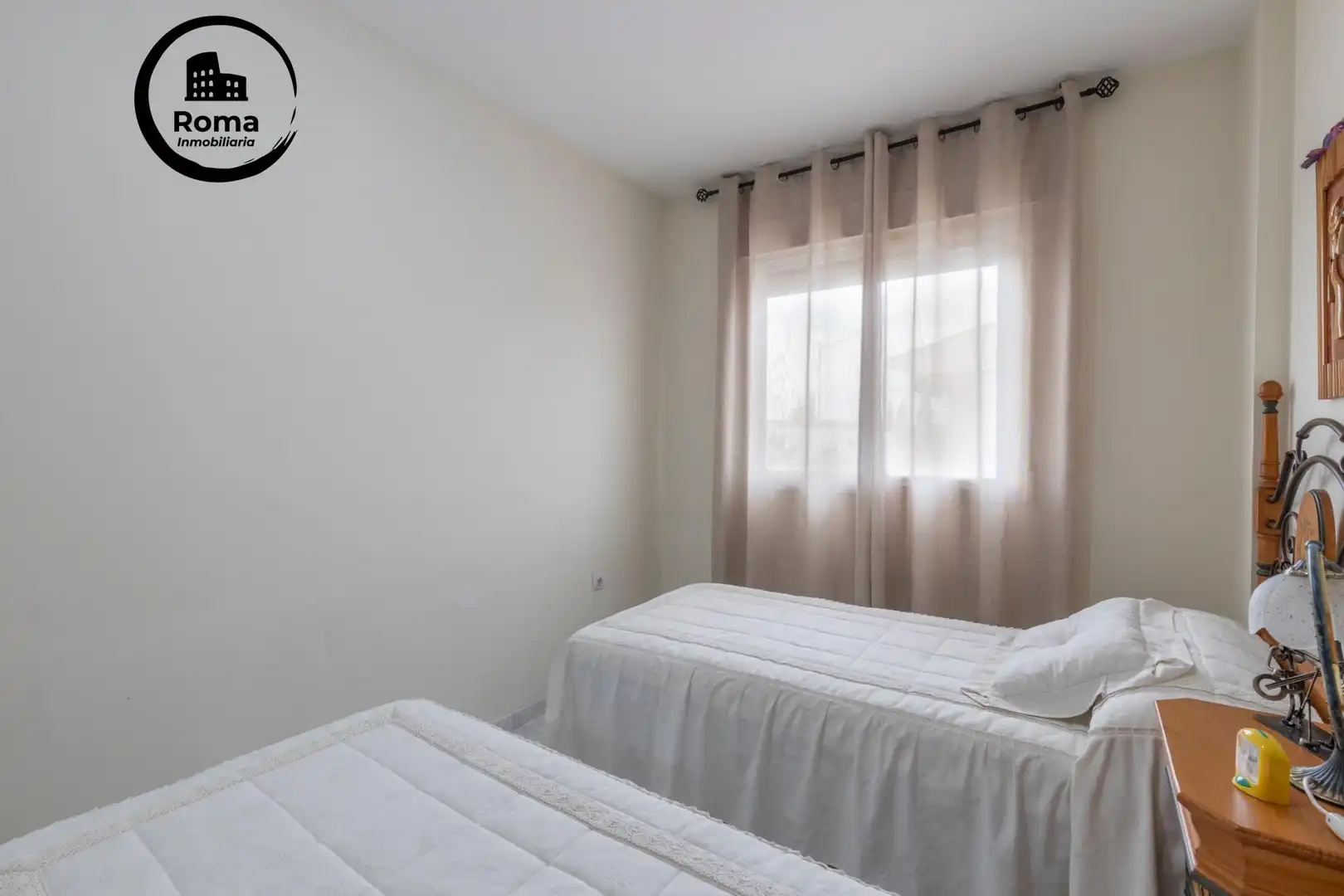Schlafzimmer von Einfamilien-Reihenhaus zum Verkauf in Vegas del Genil mit Klimaanlage, Heizung und Terrasse