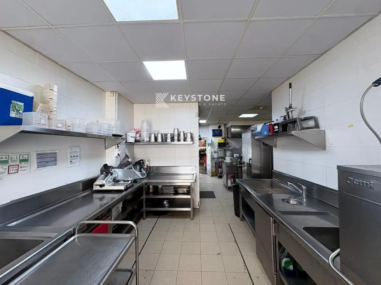 Kitchen of Commercial properties for sale in Alicante / Alacant  with Air Conditioner, Terrace and Furnished