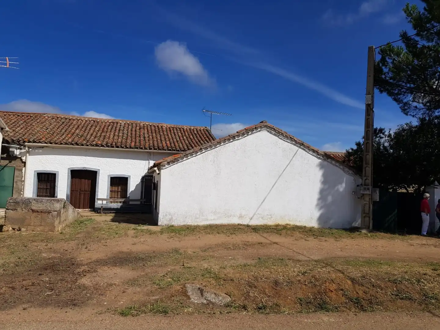 Vista exterior de Casa o xalet en venda en Aldehuela de Yeltes amb Calefacció, Moblat i Forn