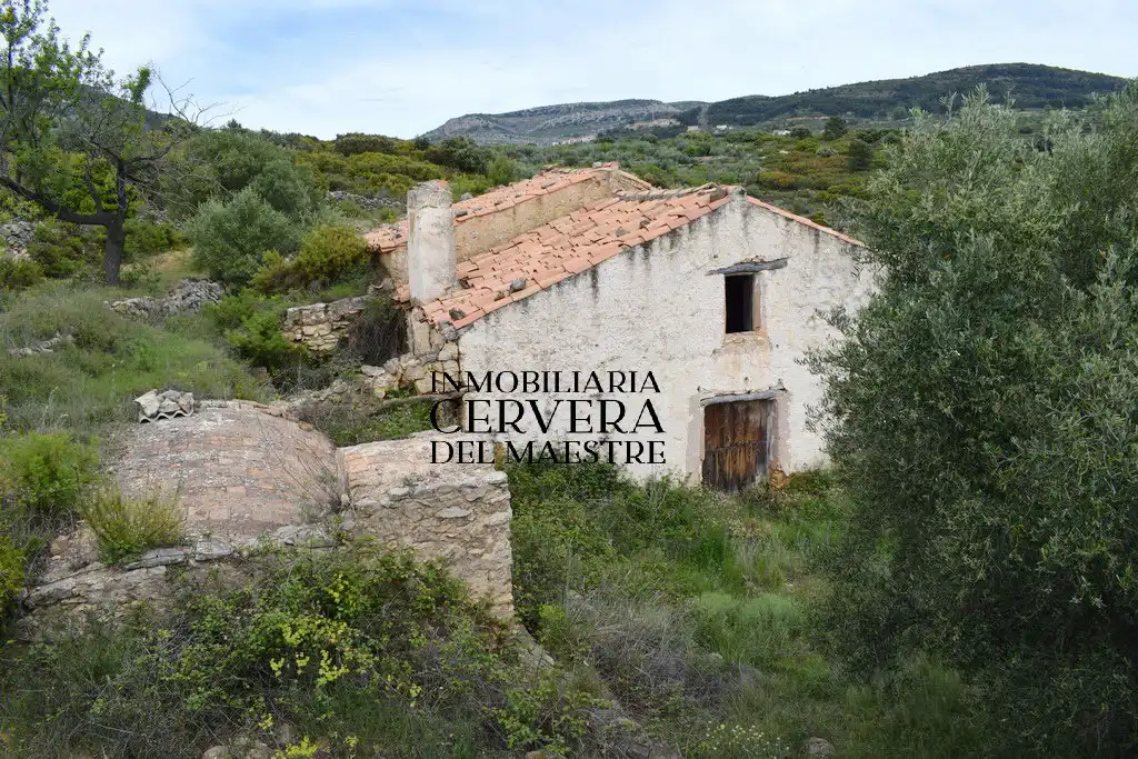 Country house zum Verkauf in Sierra Engarcerán mit Privatgarten