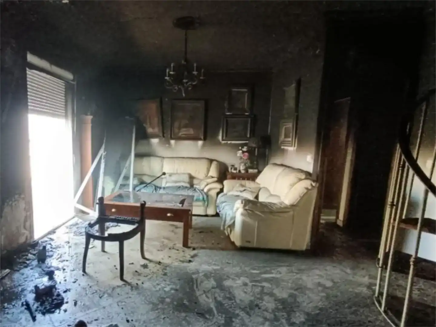 Sala d'estar de Pis en venda en Sotogrande amb Piscina