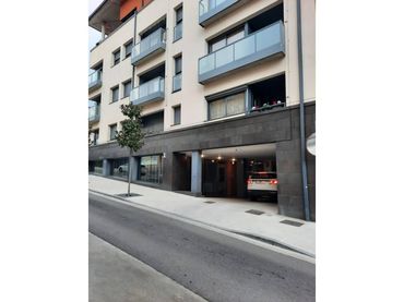 Parcheggio in vendita a Pasaje Germanes Fradera