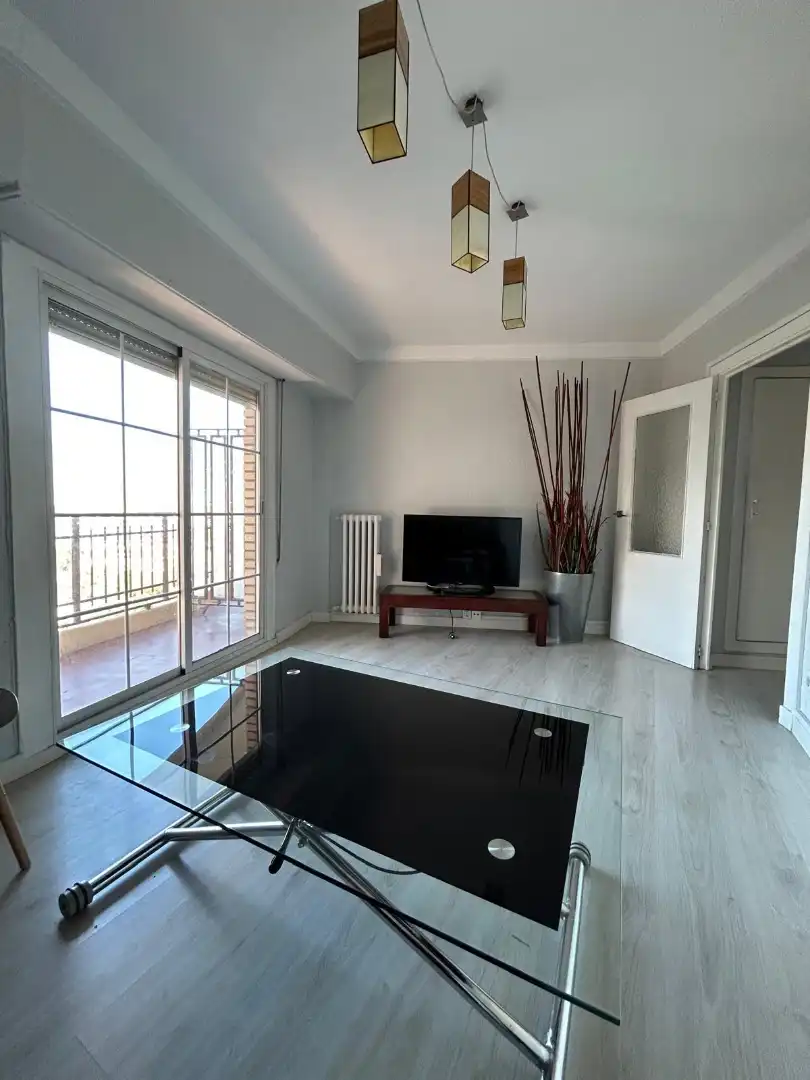 Sala de estar de Piso de alquiler en Zaragoza con Calefacción, Amueblado y Horno