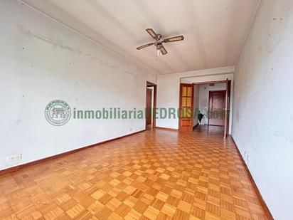 Living room of Flat for sale in Pontevedra Capital   with Terrace