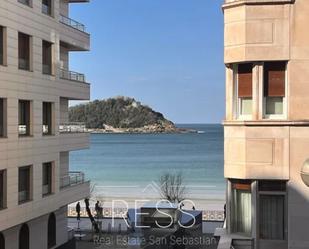 Exterior view of Flat for sale in Donostia - San Sebastián   with Furnished and Balcony