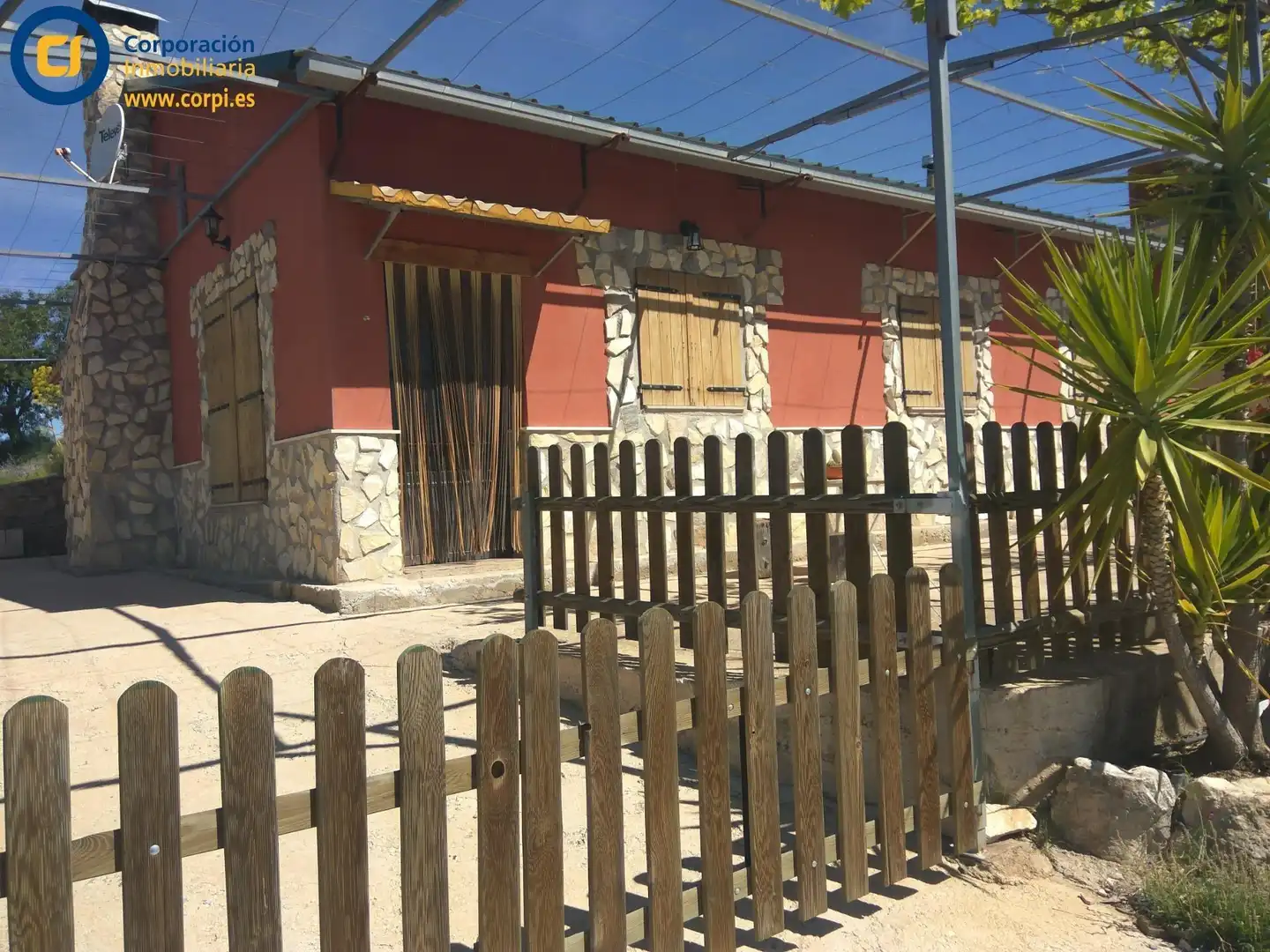 Vista exterior de Casa o xalet en venda en Pedanías Centro