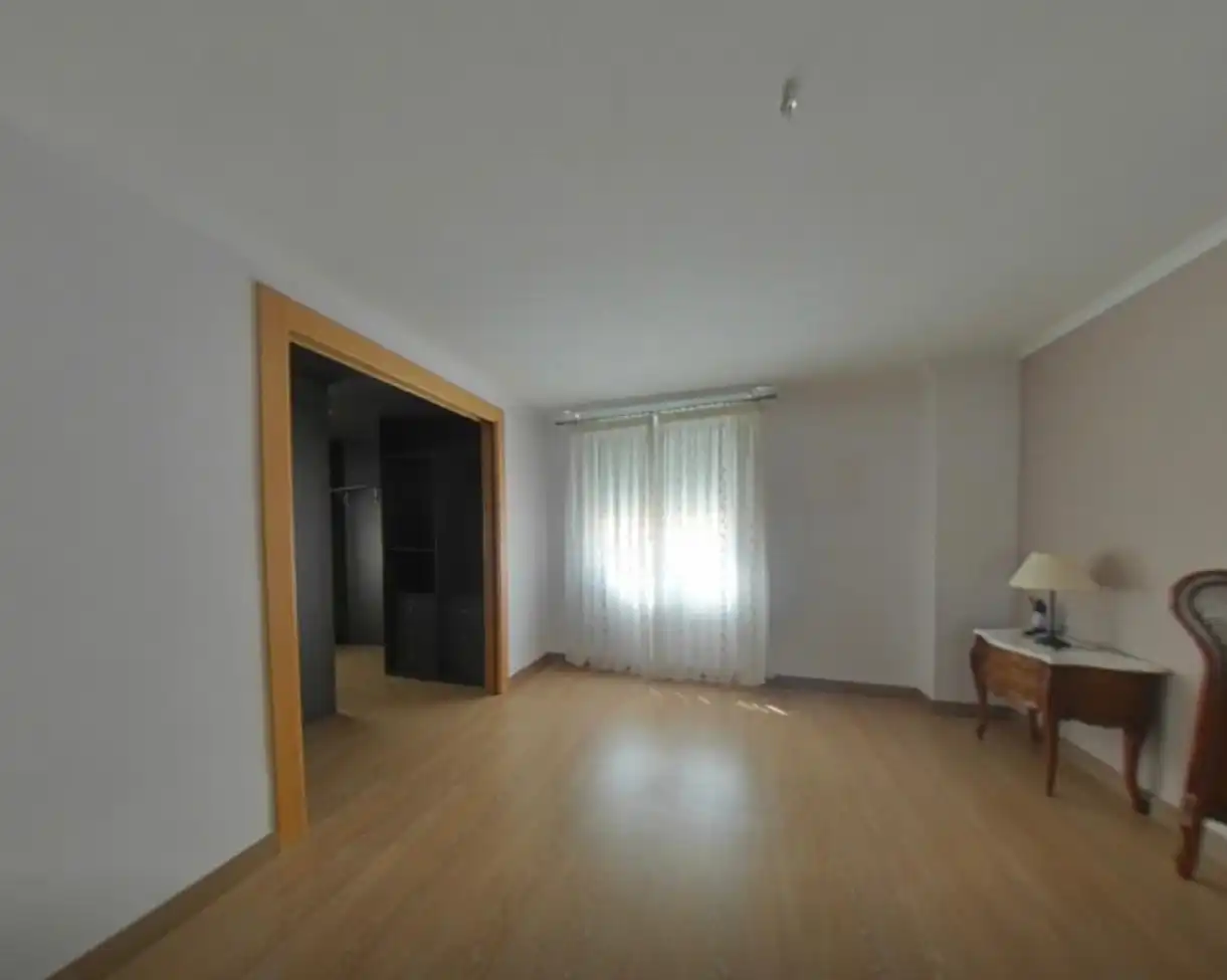 Flat for rent in Carrer Rector Bartolomé Munoz, Petrer