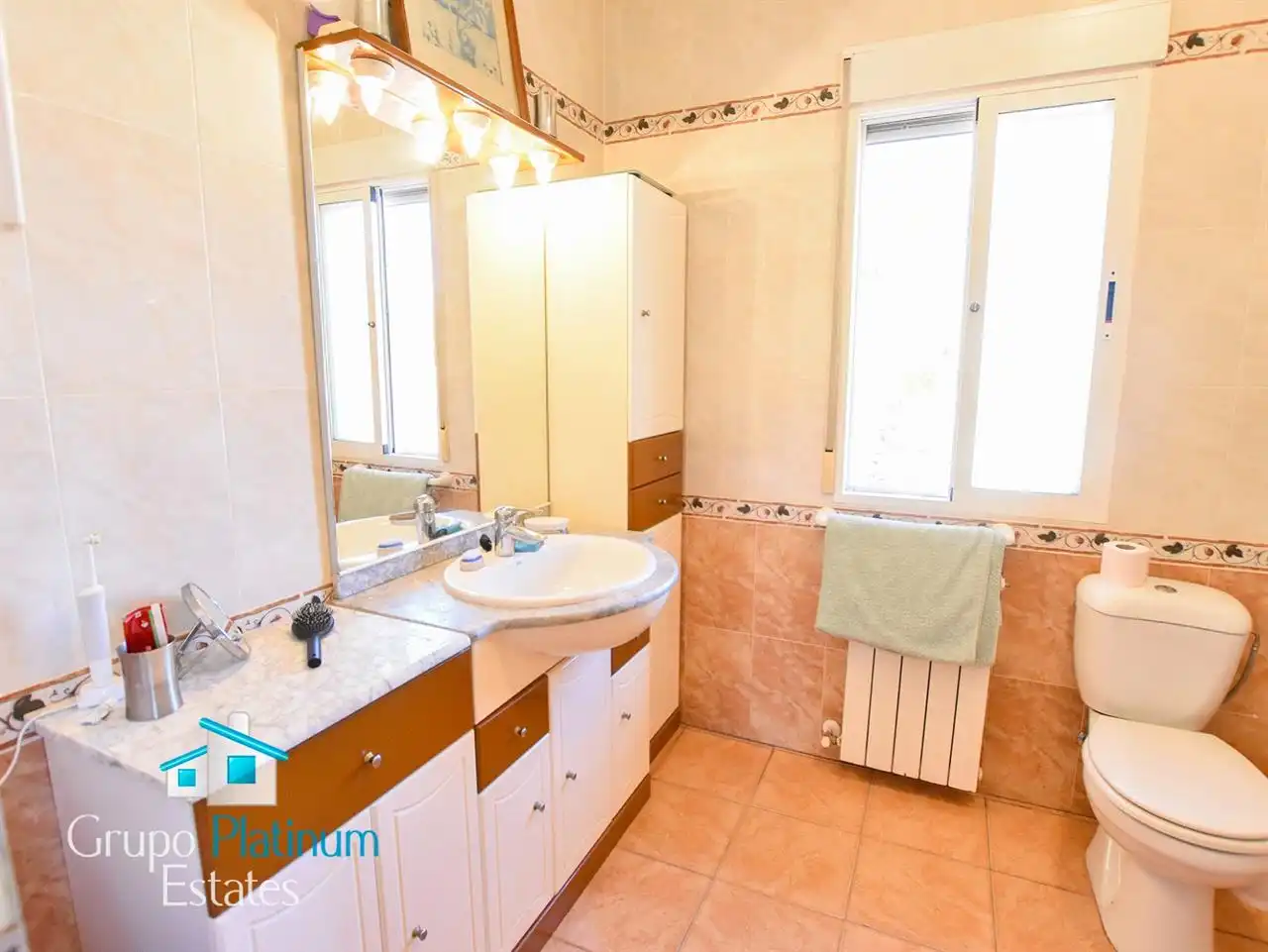 Bany de Casa o xalet en venda en Águilas amb Aire condicionat, Jardí privat i Piscina
