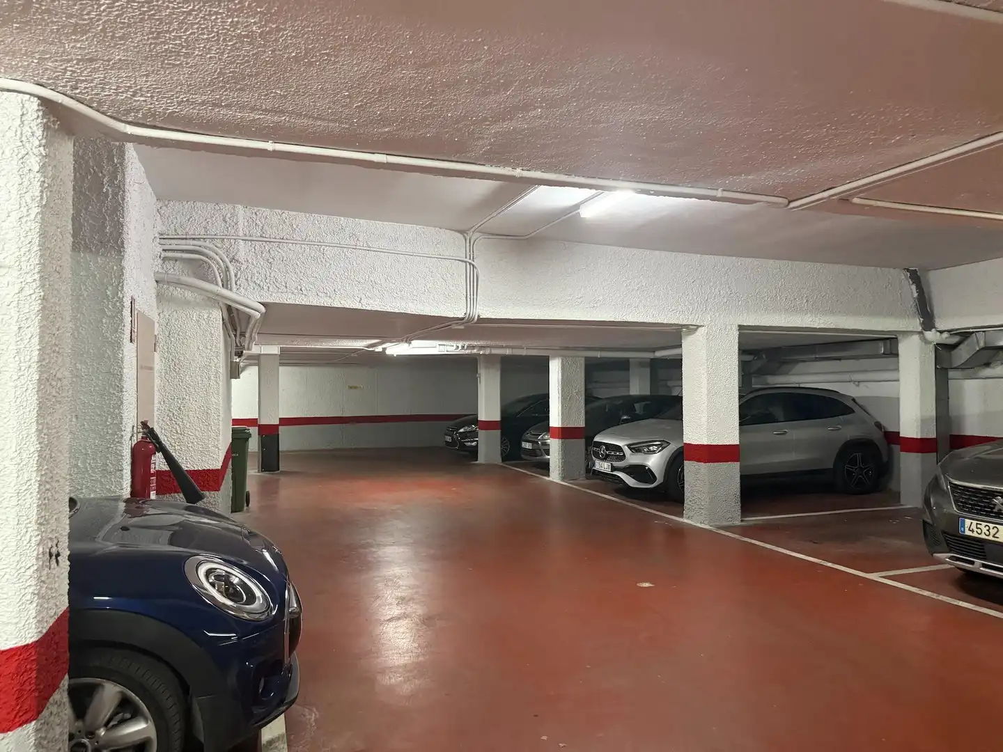 Parking de Piso de alquiler en Zaragoza con Aire acondicionado, Calefacción y Parquet