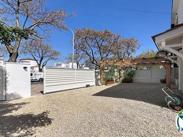 Casa con jardín en venta en Calle PENI