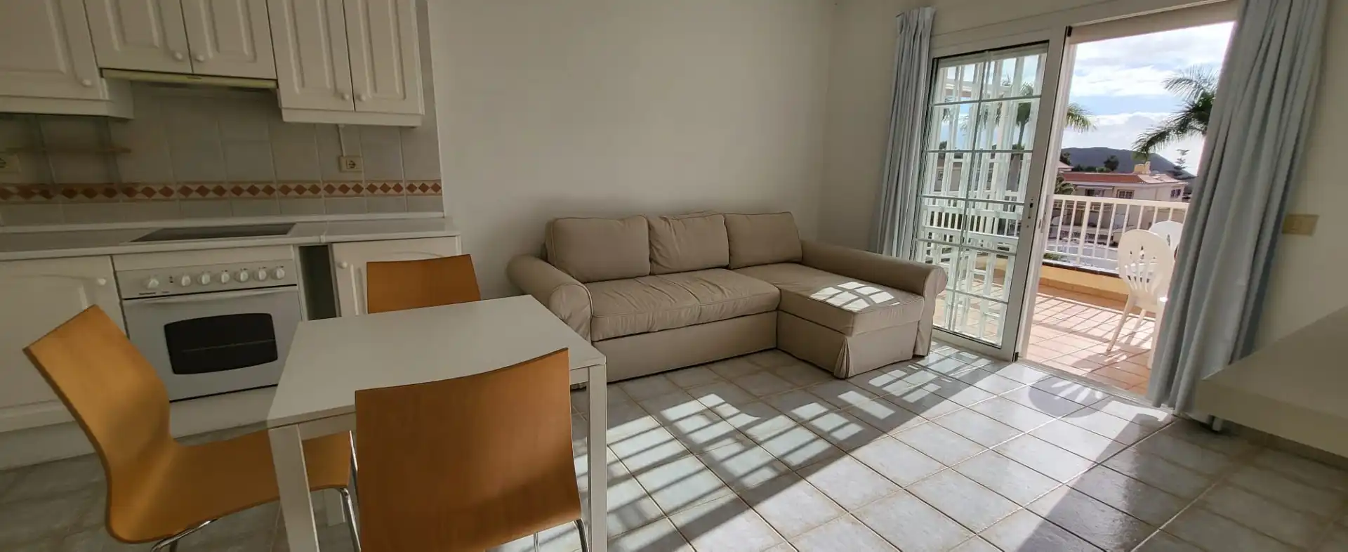 Sala de estar de Apartamento en venta en Arona con Jardín privado, Terraza y Trastero