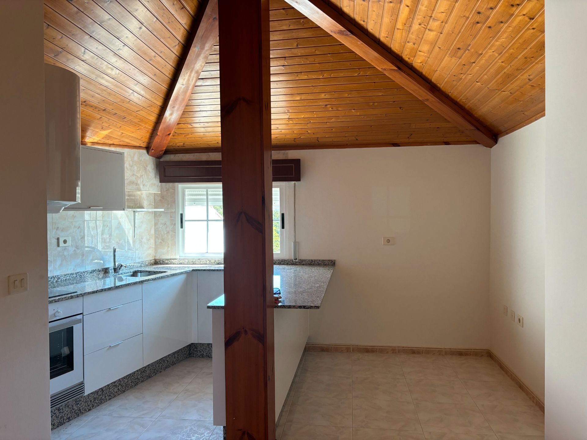 Apartamento de alquiler en Avenida de Vigo, Ponte Caldelas