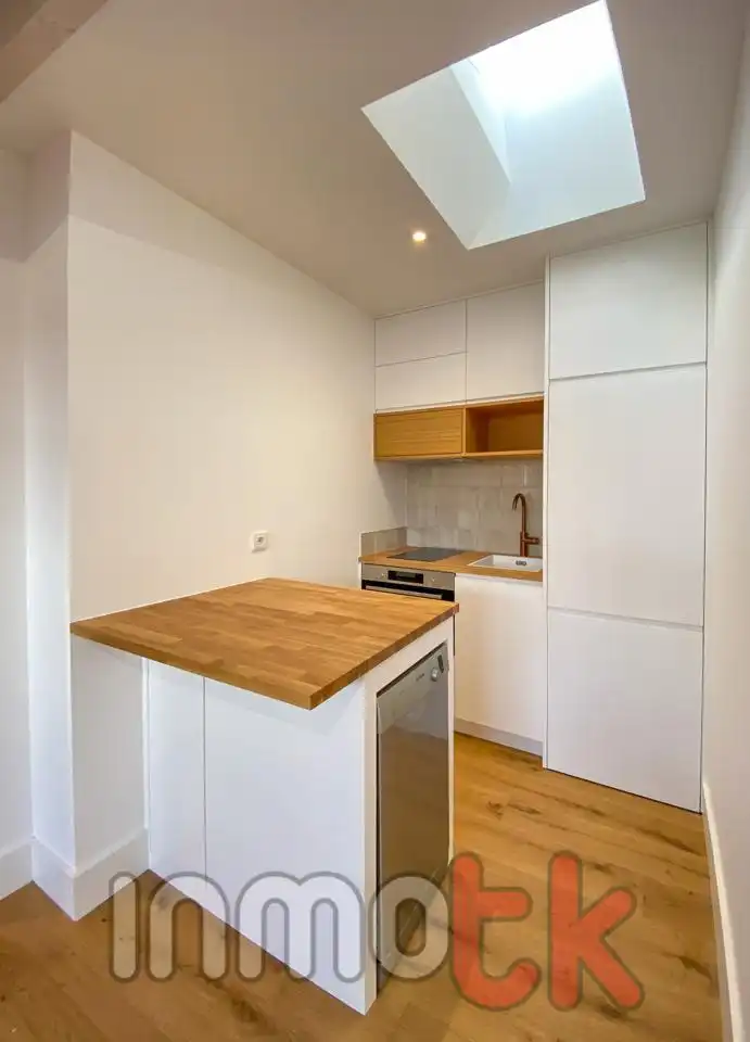 Küche von Wohnung zur Miete in A Coruña Capital  mit Heizung