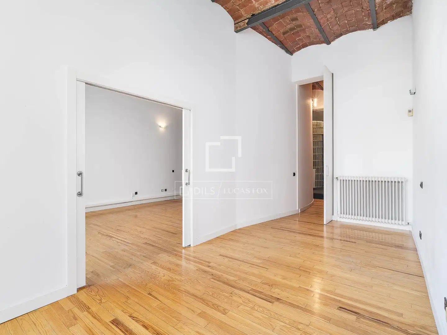 Flat for sale in Barcelona  with Air Conditioner, Terrace and Storage room