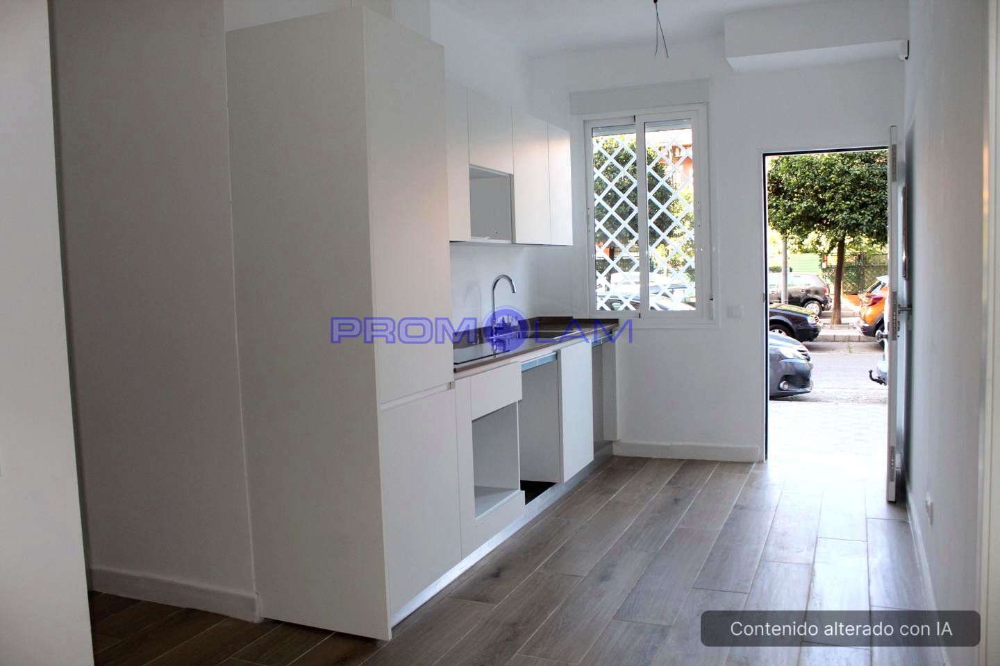 Kitchen of Planta baja for sale in  Sevilla Capital