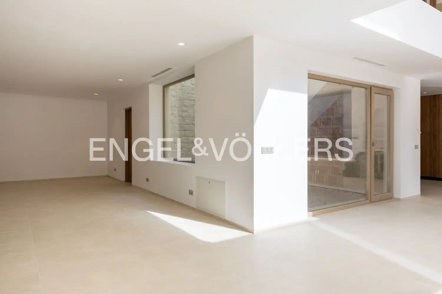 Houses for sale in Jávea / Xàbia  with Air Conditioner, Heating and Private garden