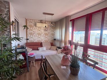 Appartement compact avec ascenseur à vendre à Avenida de Andalucía 11