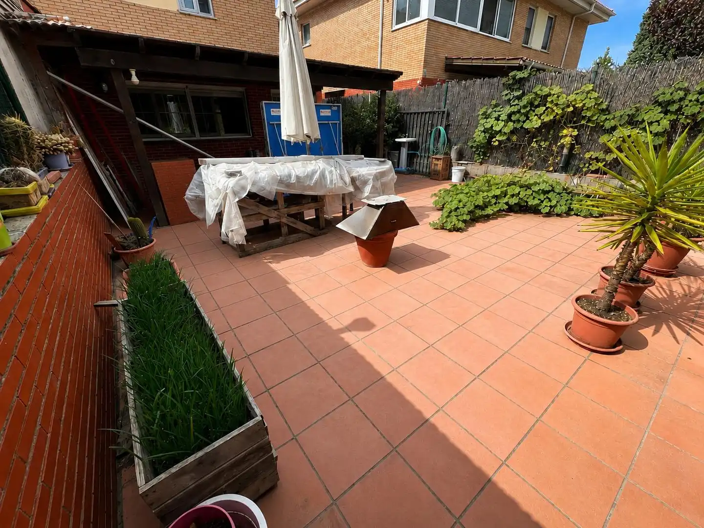 Terraza de Casa adosada en venta en Tordera con Calefacción, Jardín privado y Parquet