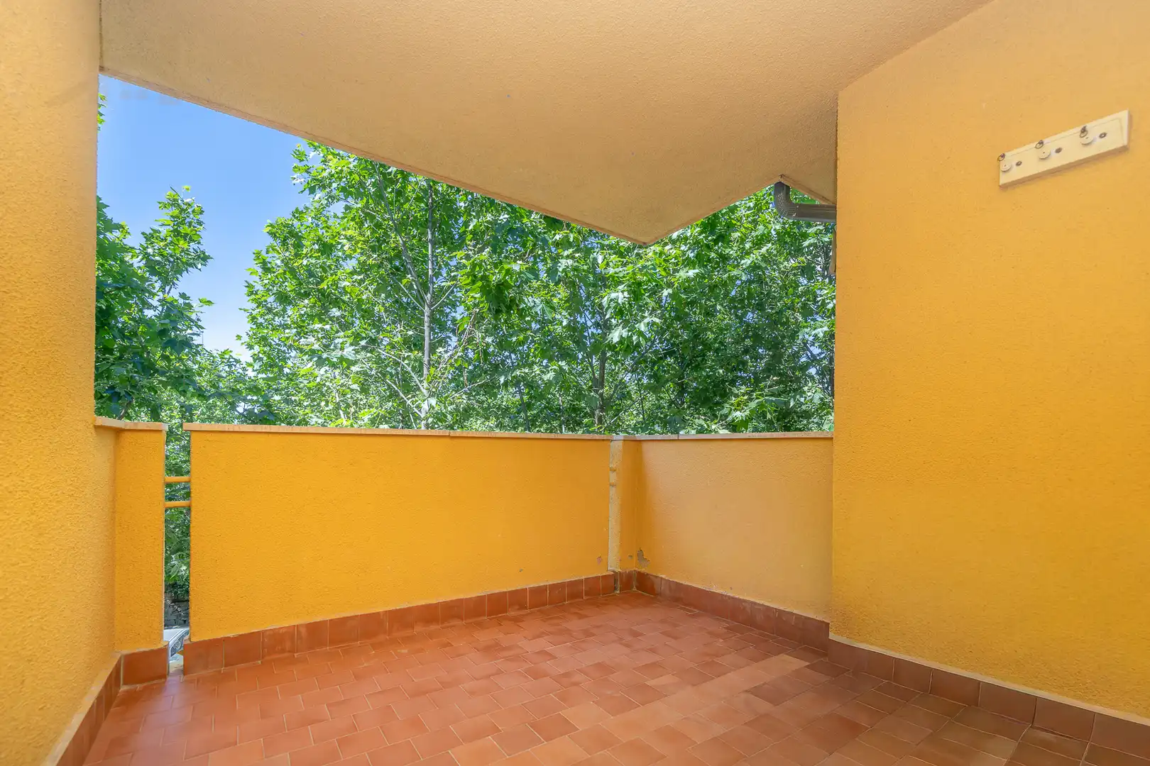 Balcony of Detached homes for sale in El Escorial  with Heating, Parquet flooring and Terrace
