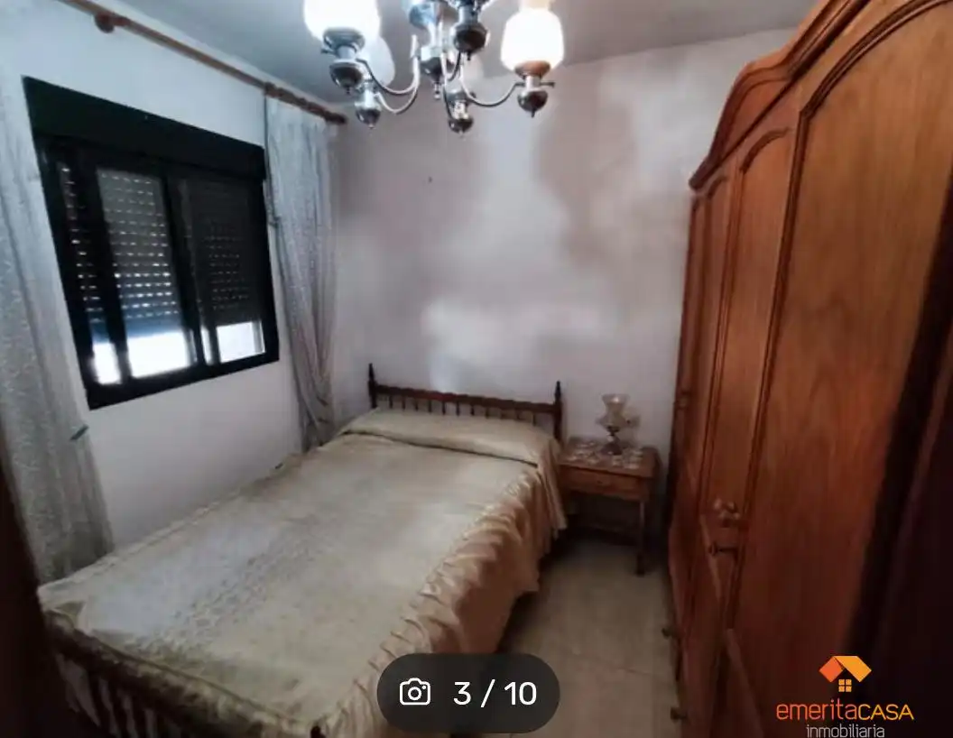 Dormitori de Casa o xalet en venda en Cáceres