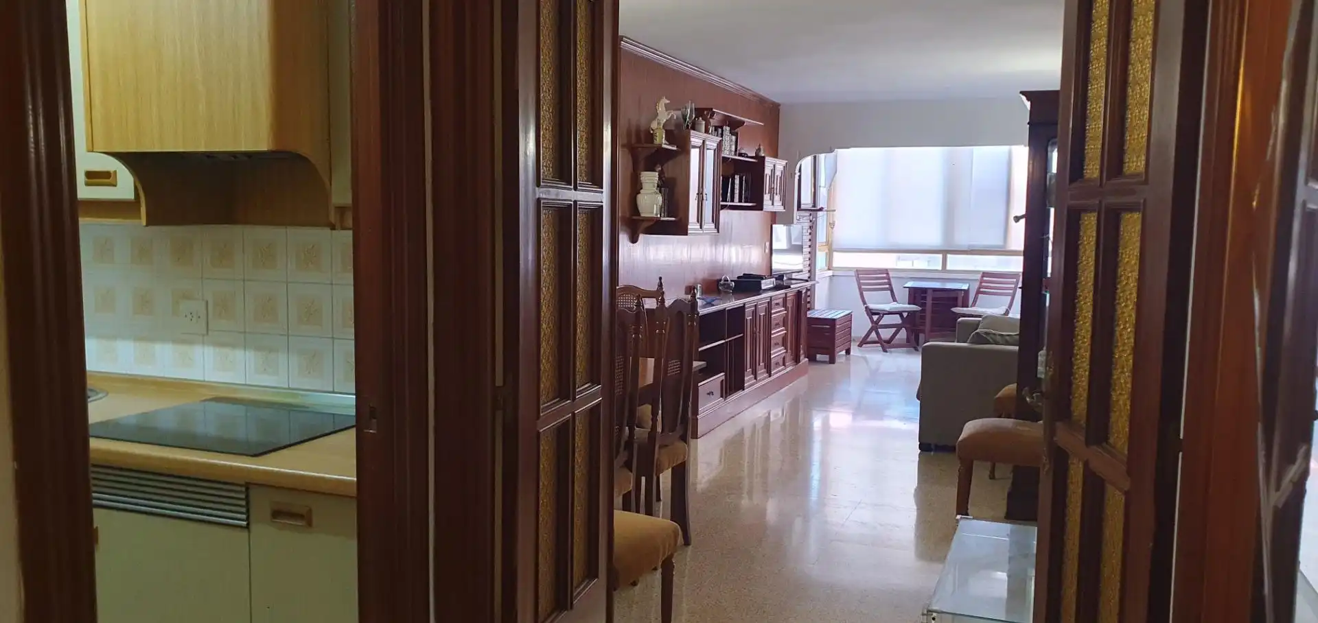 Habitación en Calle PRIMAVERA, Carolinas Altas