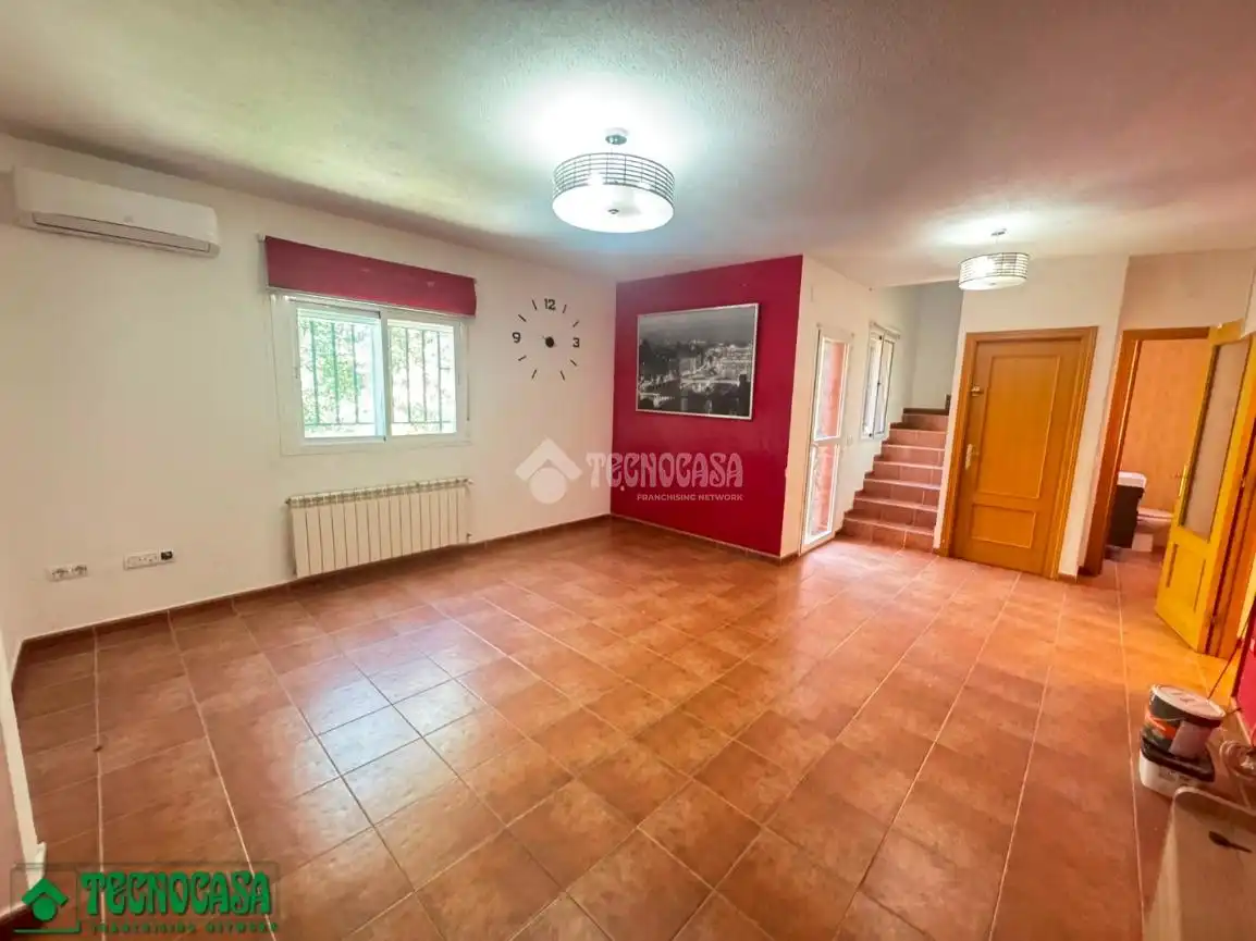 Casa adosada en venta en Méntrida con Aire acondicionado, Calefacción y Terraza