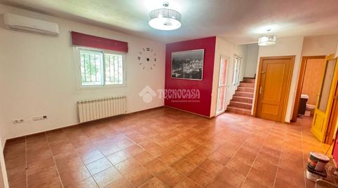 Foto 3 de Casa adosada en venta en Méntrida, Toledo