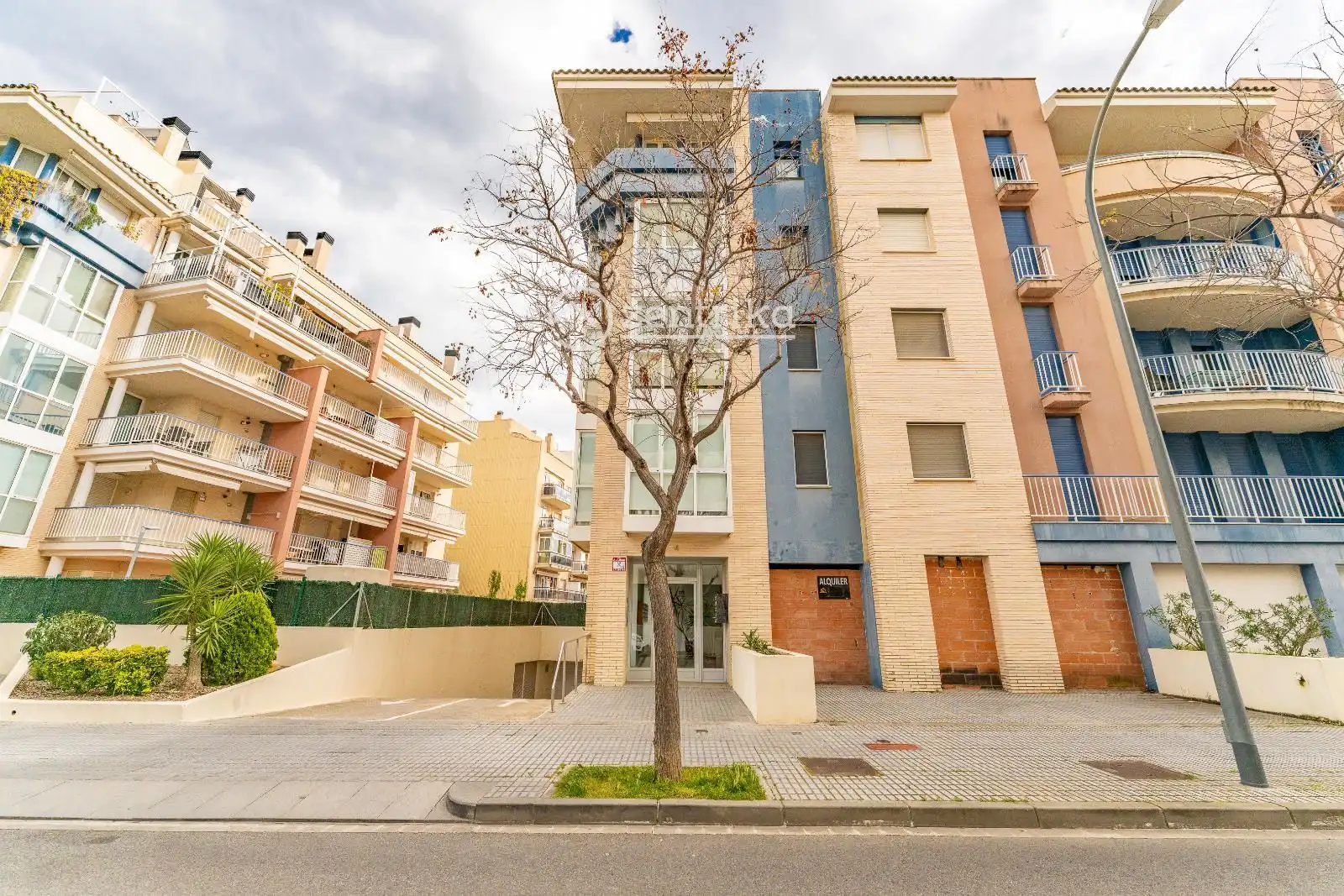 Vista exterior de Pis en venda en Cambrils amb Aire condicionat, Calefacció i Terrassa