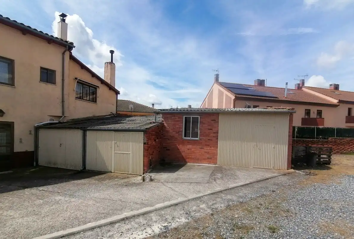 Parking de Edificio en venta en Roda de Eresma